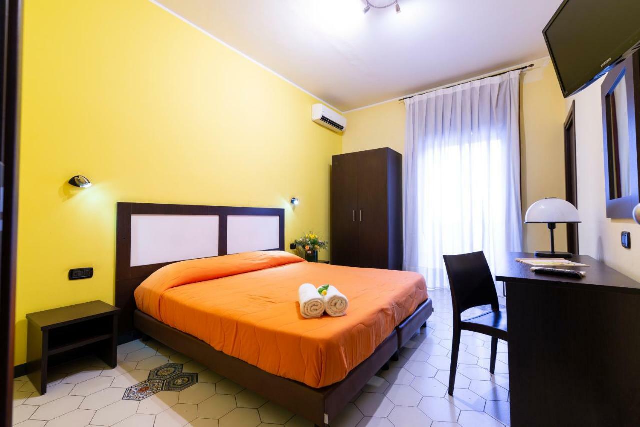 Hotel Del Sole Πομπηία Εξωτερικό φωτογραφία